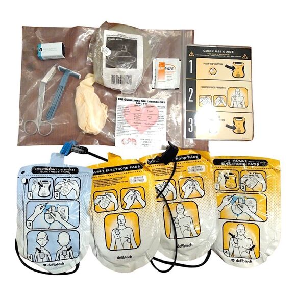 Defibtech Life Line AED (Automated External Defibrillator), Cabinet, Bag, etc. - Picture 4 of 13